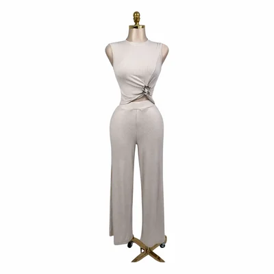 Conjunto canalé de dos piezas con aro lateral beige LC