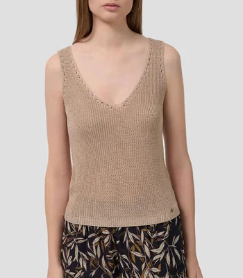 Playera cuello V sin mangas lisa Mujer