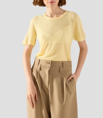 Playera de cuello redondo con manga corta lisa Mujer