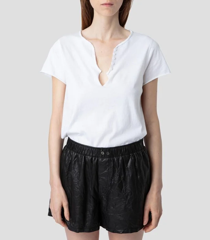 Playera cuello V manga corta Mujer
