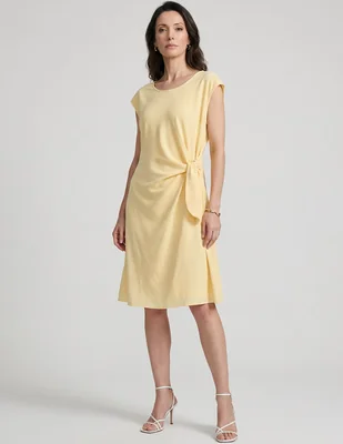 Vestido a la rodilla casual Connected Apparel para mujer