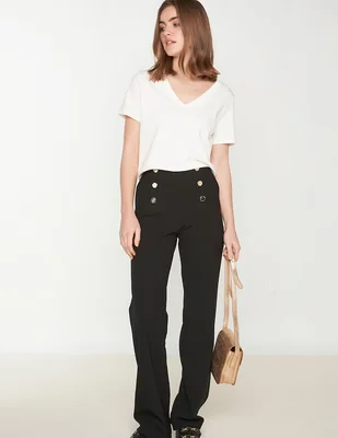 Playera manga corta Maison 123 cuello V para mujer