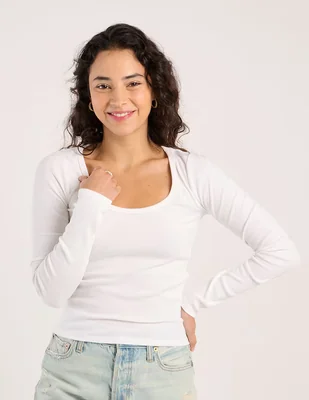 Playera manga larga Hollister cuello cuadrado para mujer