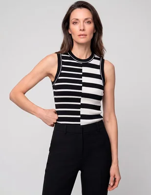 Playera sin manga Liz Claiborne cuello redondo para mujer