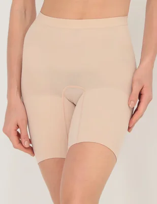 Faja tipo short Spanx con compresión media para mujer