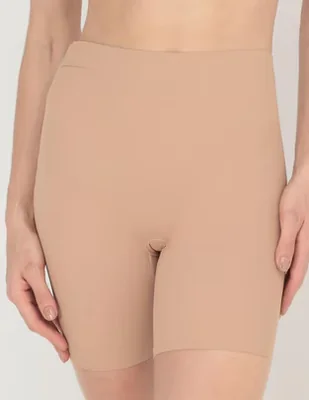 Faja tipo short Wacoal con compresión media para mujer