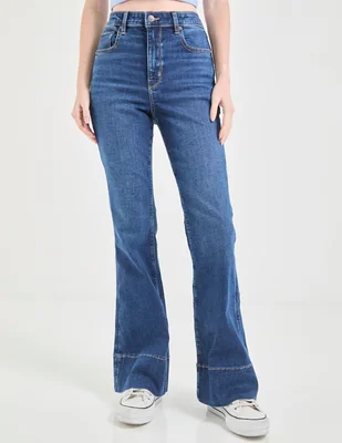 Jeans flare American Eagle para mujer