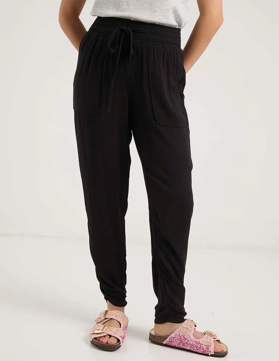 Pantalón relaxed coffee bean slim para mujer