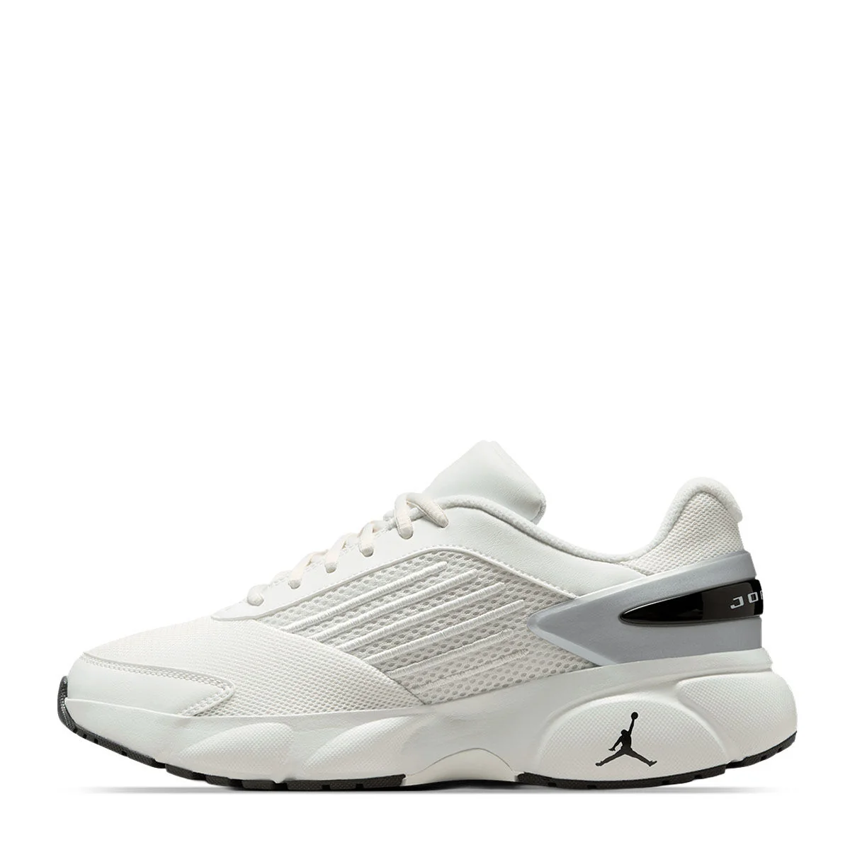 Tenis Jordan Trunner Flow