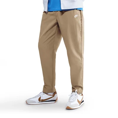 Pantalón Nike Club Woven