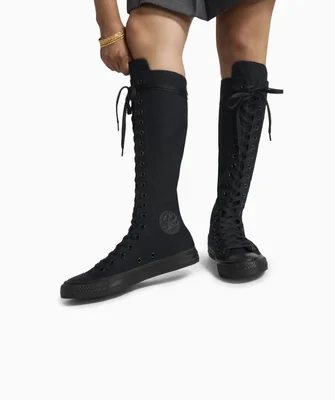 Tenis Converse Chuck Taylor XXHI Negros Monocromaticos en Bota de Lona para Mujer