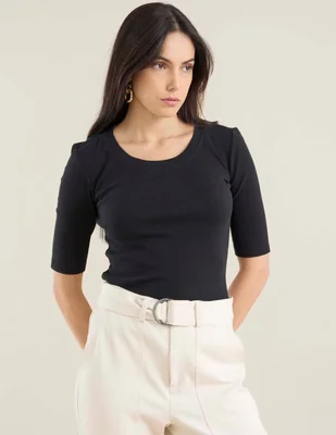 Playera manga al codo cuello redondo para mujer