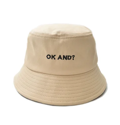 Sombrero Bucket Ajustable Caqui Detalle de Letras Bordadas