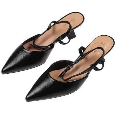 Zapatilla Tipo Charol Puntera Afilada Torli&mo para Mujer