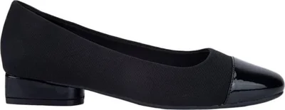 Zapatilla confort dama negro Yaeli modelo 2301