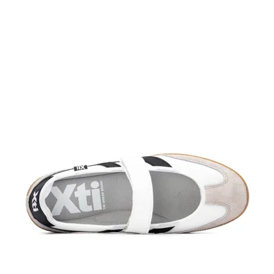 Balerina Sport Xti con Bigotera para Mujer