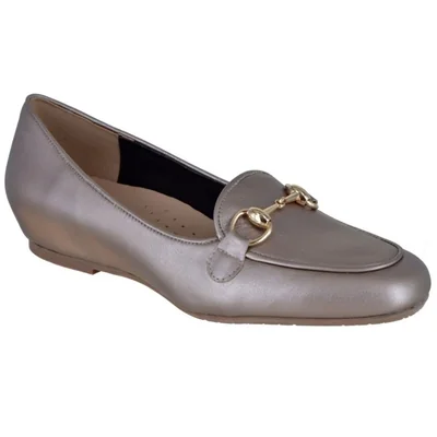 Mocasín Media Cuña Joyce Inox con Aplicación Herraje para Mujer