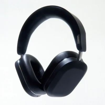 Audífonos Mondo Over-ear Color Negro Inalámbricos Bluetooth 5.2 Mic