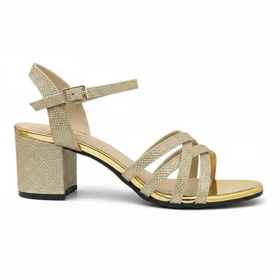 Tacones zapatillas doradas con tacon bajo