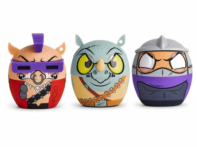 Paquete Bitty Boomers Bocinas Bluetooth Mini Tortugas Ninja Bebop, Shredder y Rocksteady