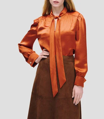 Blusa De Satín Ocre Efecto Craquelado Con Corbatín Mujer