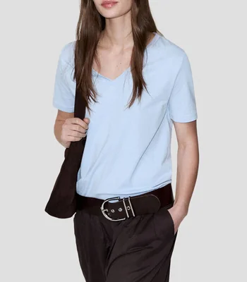 Playera cuello V manga corta lisa Mujer