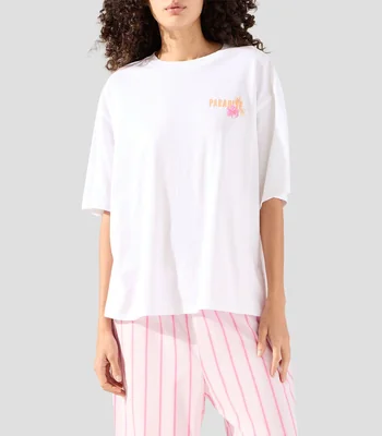 Playera cuello redondo manga corta estampado Mujer