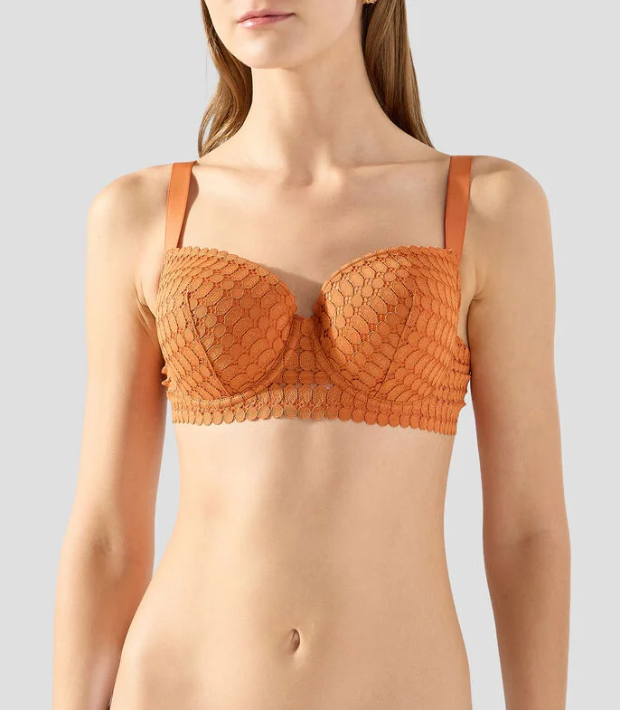 Brasier liso con detalle decorativo