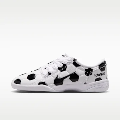 Nike Total 90