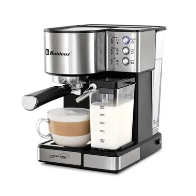 Prepara café espresso, cappuccino, latte