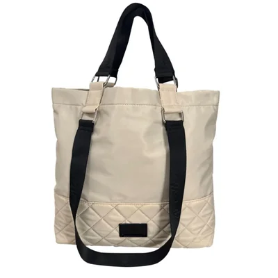 Tote bag de dama Michel Domit incluye cosmetiquera y monedero color Ivory