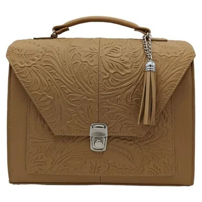 Bolsa en Piel Vacuno Cincelada Fana Mercedes Camel