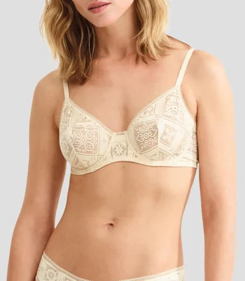 Brasier de encaje con varilla