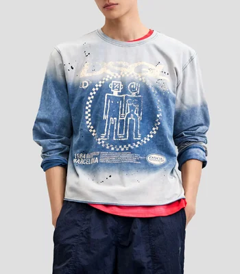 Playera cuello redondo manga larga con estampado Hombre