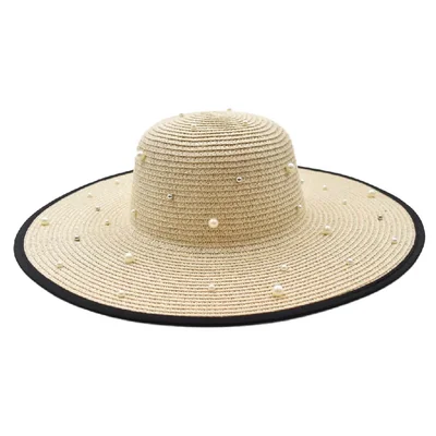 Sombrero Pamela beige con detalle de perlas blancas