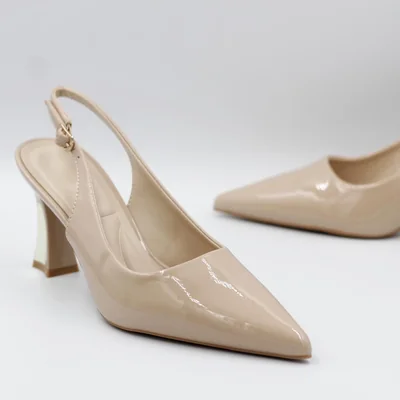 Zapatillas de tacón medio destalonados