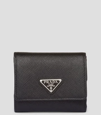Cartera en piel con detalle texturizado Mujer