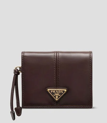 Cartera en piel con detalle texturizado Mujer