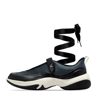 Tenis Jordan Pointe