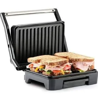 Parrilla Eléctrica Multi Grill Con Placa Superior Basculante Marca Taurus Modelo Tostare