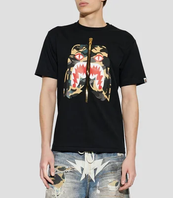 Playera cuello redondo manga corta estampada Hombre