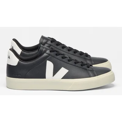 Veja Sneakers de Cuero Negro con Logo Blanco