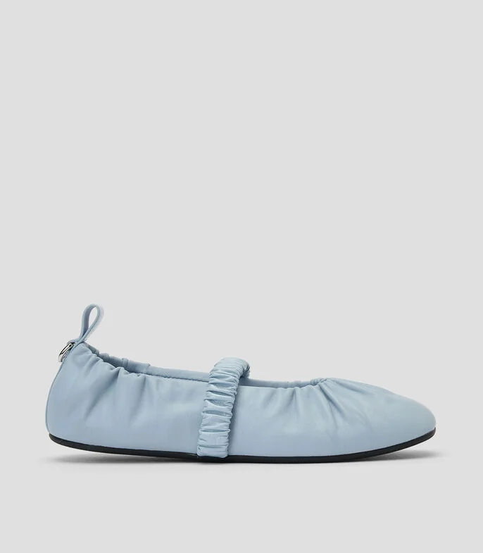 Flats en cuero liso Mujer
