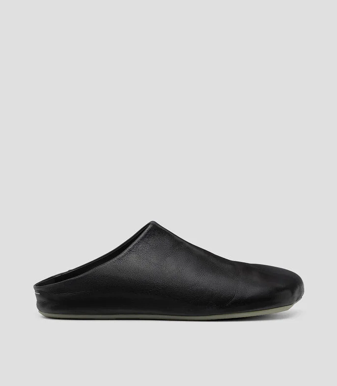 Pantuflas en piel Hombre