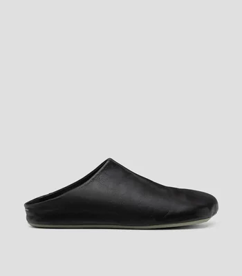 Pantuflas en piel Hombre