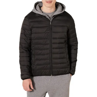 Campera Amazon Essentials Ligera Resistente al Agua Negra Talle L