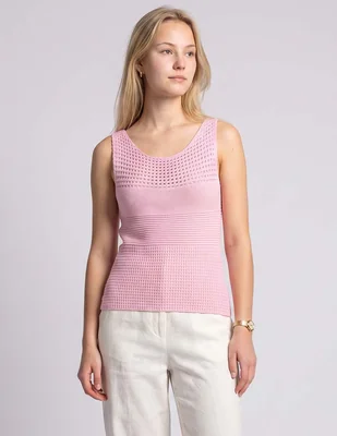 Top Pacsun cuello redondo escote medio tirante ancho