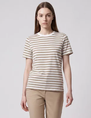 Playera manga corta cuello redondo para mujer