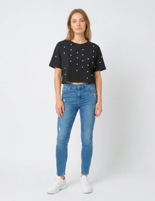 Playera manga corta Chico Malo cuello redondo para mujer