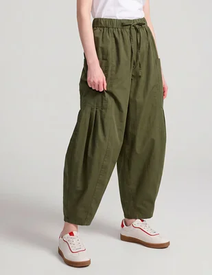 Pantalón capri Aéropostale amplio para mujer
